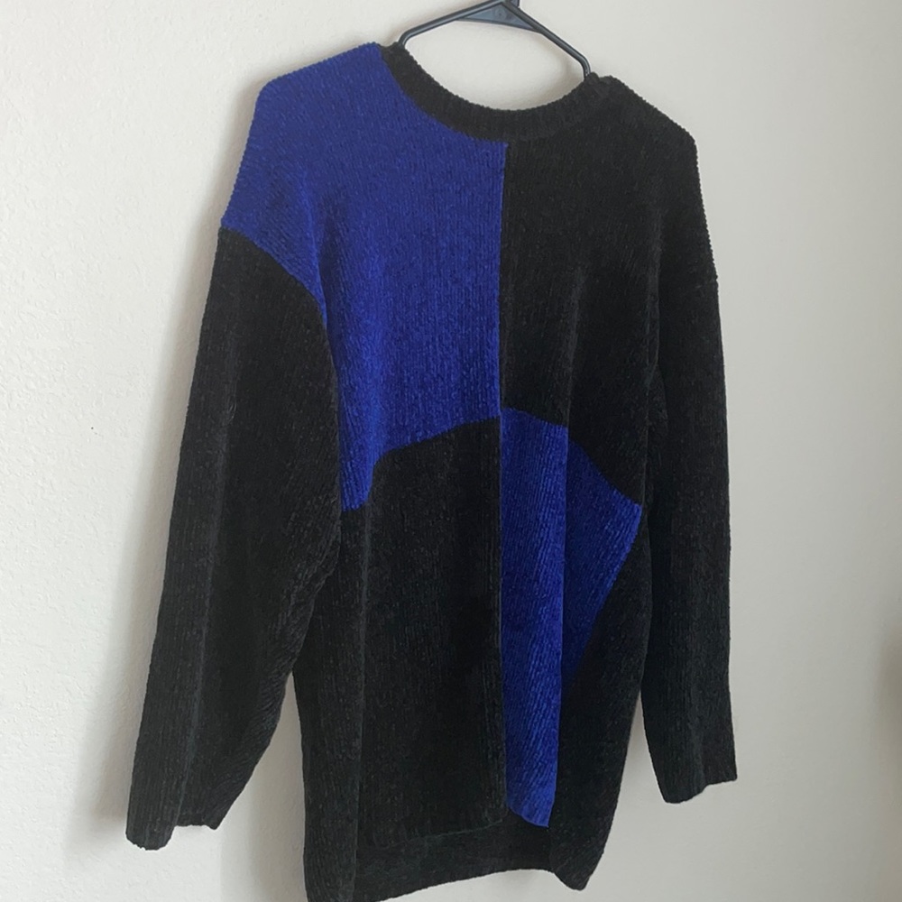 Cute 90’s Vintage Checkered Sweater